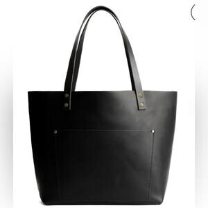 PORTLAND LEATHER Almost Perfect classic soft elegant  oversized shoulder bag